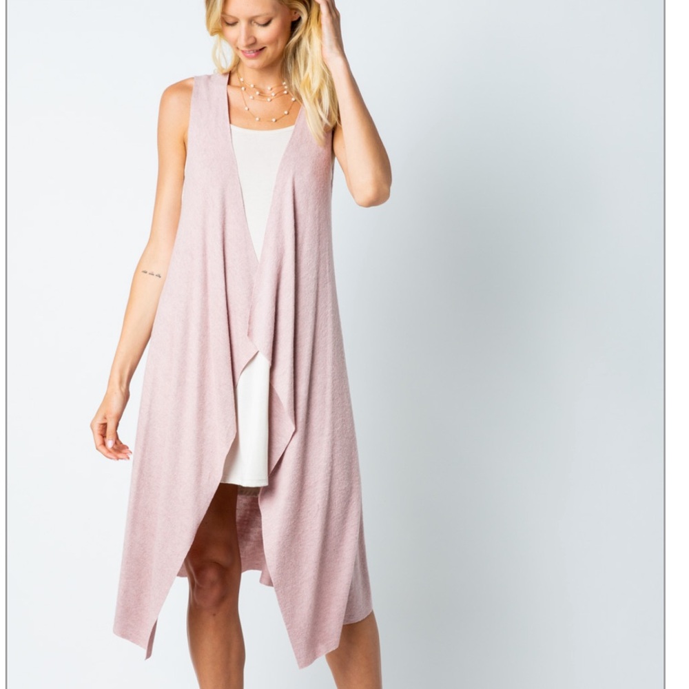 Pink Knit Vest With Pearl Back Band